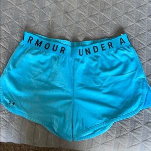 Underarmour running shorts, XXL